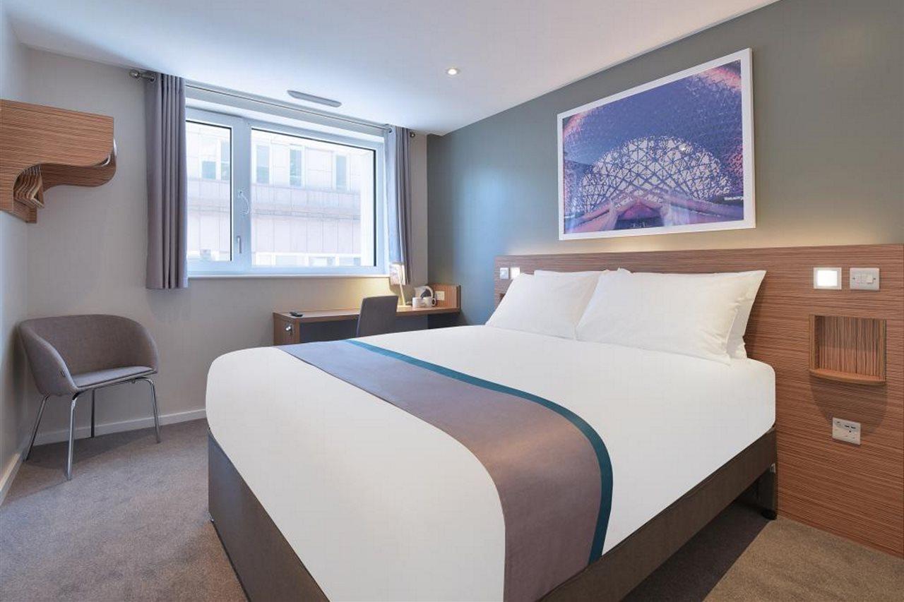 Travelodge London City Buitenkant foto
