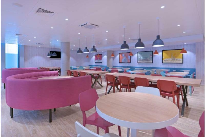Travelodge London City Buitenkant foto